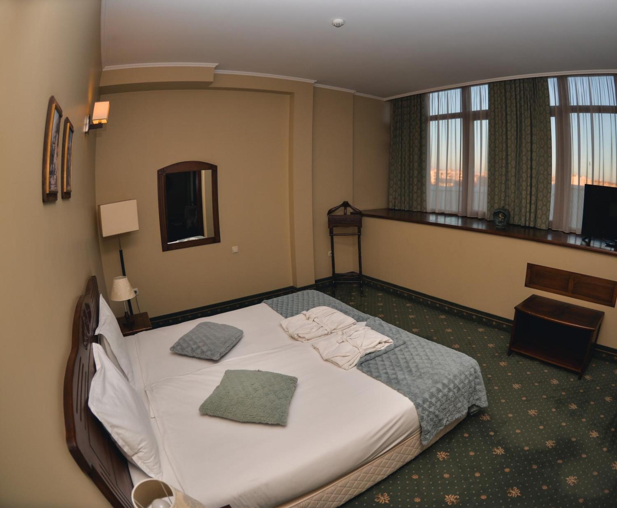 Retro Hotel Хасково Экстерьер фото
